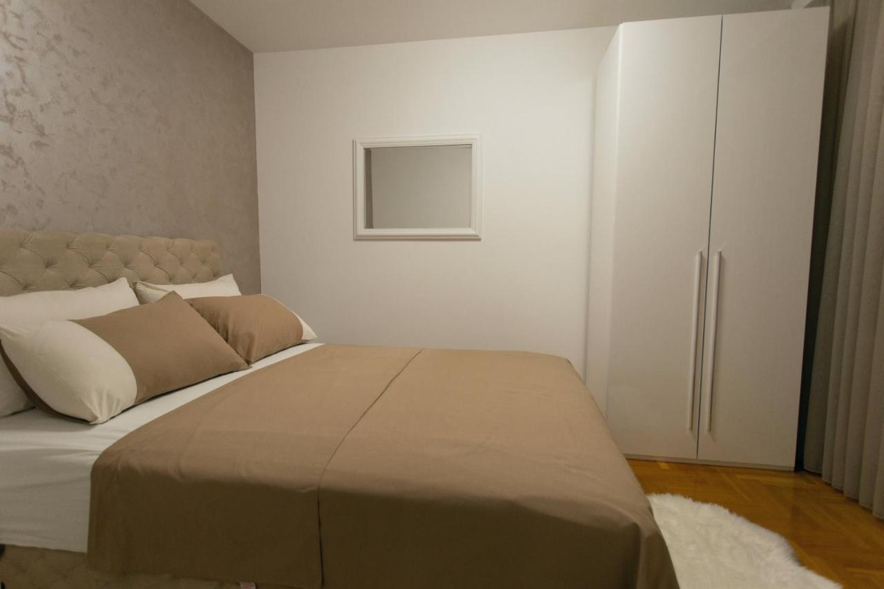 Apartman Sunset Sremska Mitrovica Exterior photo